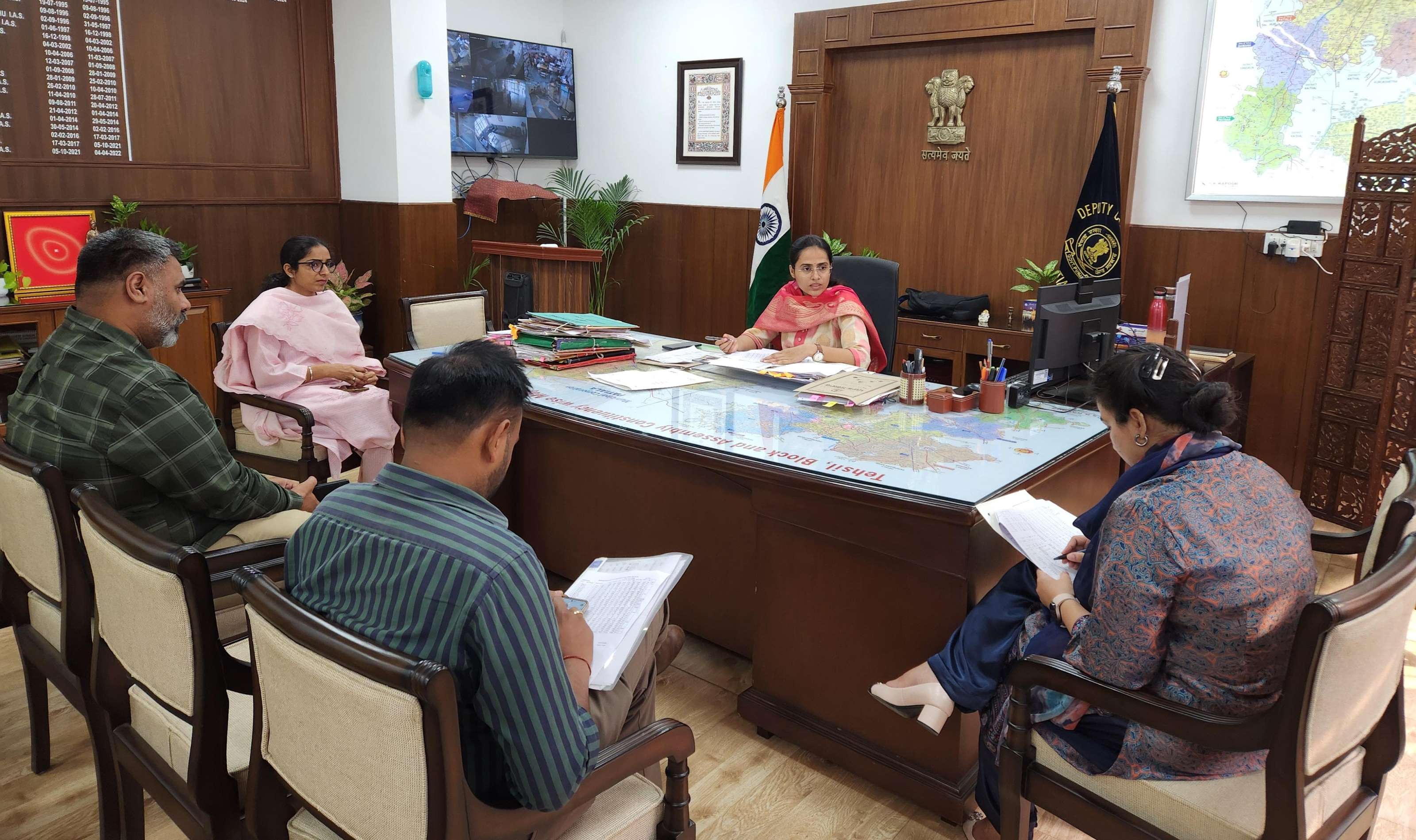 The paddy coming in the markets is being purchased simultaneously: Dr Preeti Yadav DC